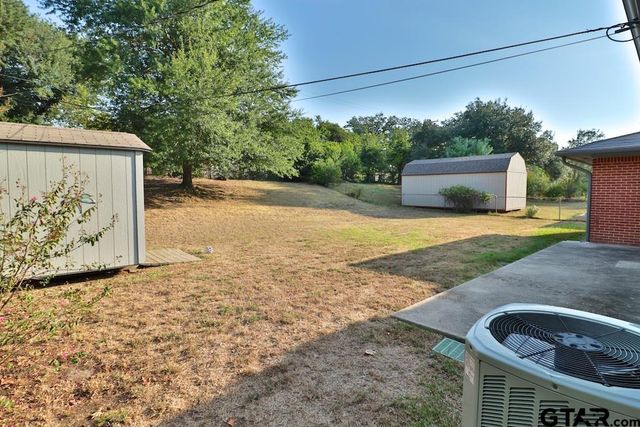 2402 Sampson Drive, Tyler, TX 75701