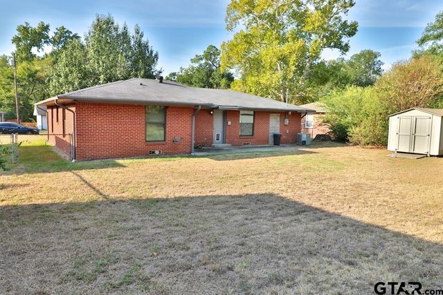 2402 Sampson Drive, Tyler, TX 75701