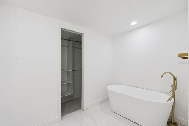6346 BENNETT COURT, St Cloud, FL 34771