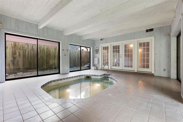 6803 Walton Heath Drive, Houston, TX 77069