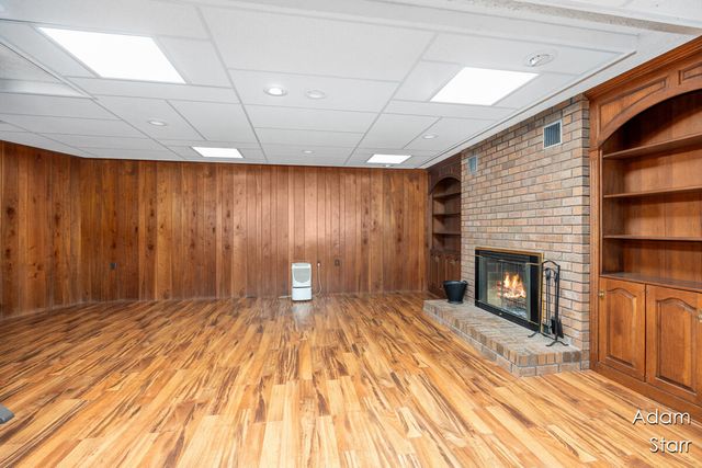 945 60th Street Sw, City Of Wyoming, MI 49509