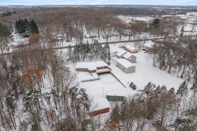 945 60th Street Sw, City Of Wyoming, MI 49509