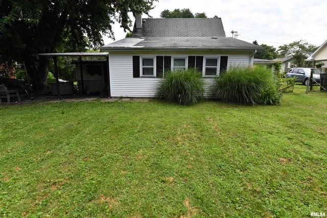 209 SCHLAG Lane, East Peoria, IL 61611