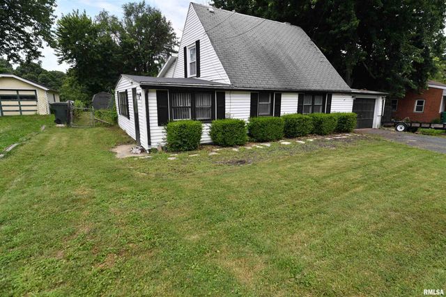 209 SCHLAG Lane, East Peoria, IL 61611