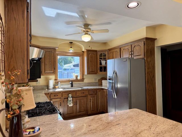 612 GROVE STREET, Neenah, WI 54956