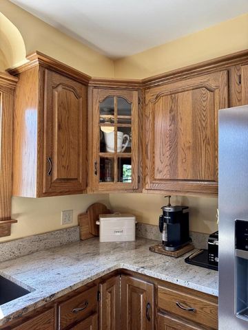 612 GROVE STREET, Neenah, WI 54956
