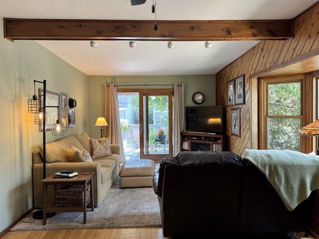 612 GROVE STREET, Neenah, WI 54956
