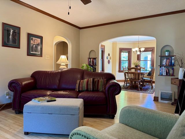 612 GROVE STREET, Neenah, WI 54956