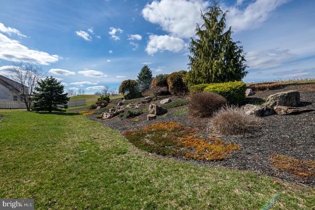 382 TILDEN RD, Mohrsville, PA 19541