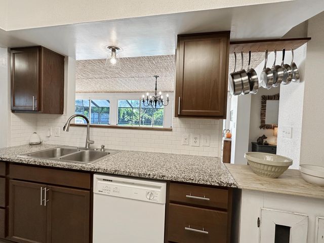 4909 Paleo Pines Circle, Fort Pierce, FL 34951