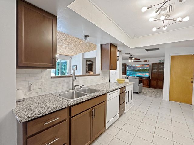 4909 Paleo Pines Circle, Fort Pierce, FL 34951