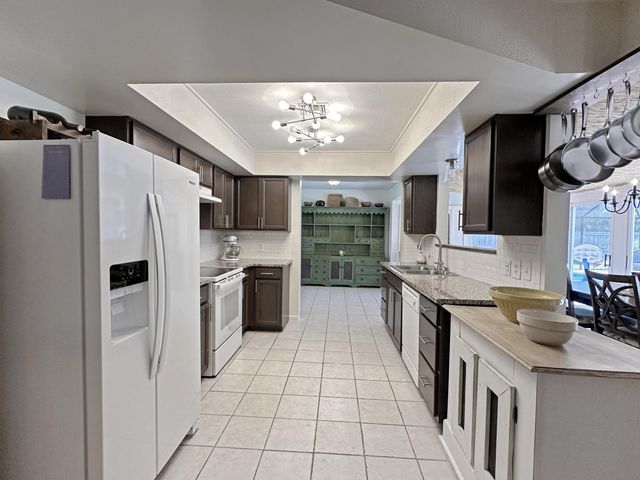 4909 Paleo Pines Circle, Fort Pierce, FL 34951