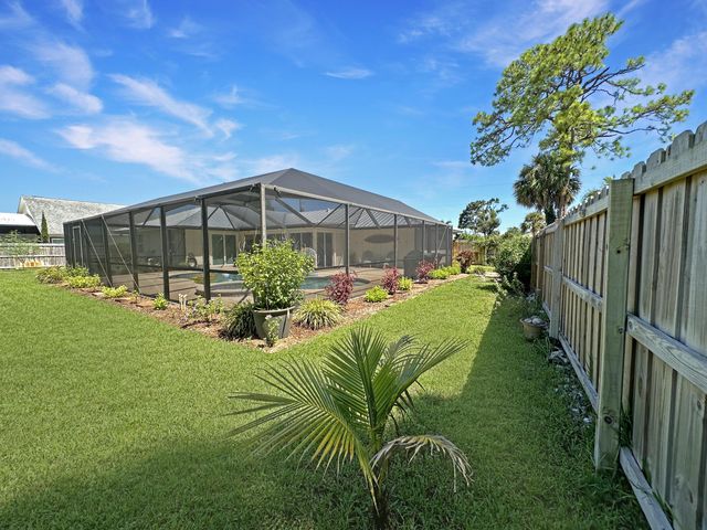 4909 Paleo Pines Circle, Fort Pierce, FL 34951
