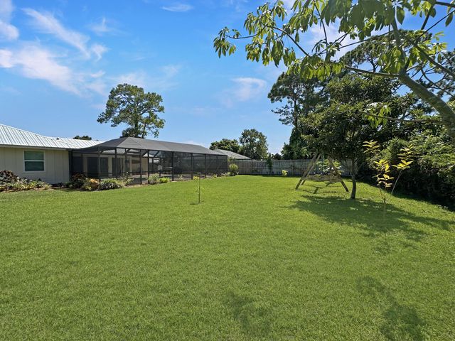 4909 Paleo Pines Circle, Fort Pierce, FL 34951