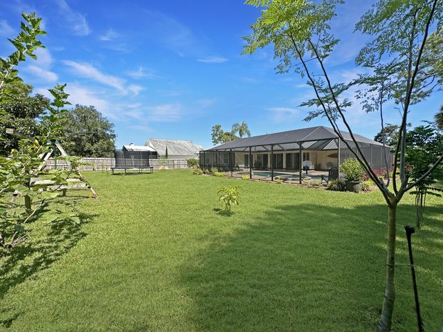 4909 Paleo Pines Circle, Fort Pierce, FL 34951