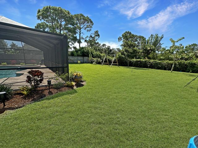 4909 Paleo Pines Circle, Fort Pierce, FL 34951