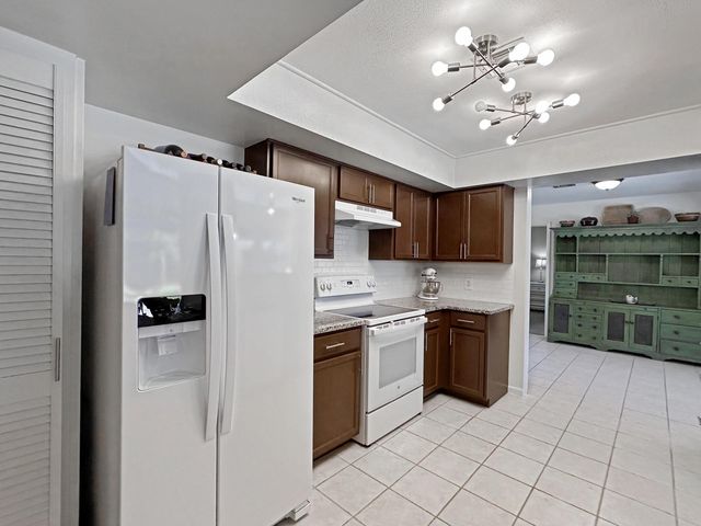 4909 Paleo Pines Circle, Fort Pierce, FL 34951