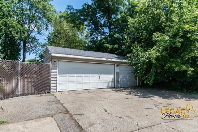 445 Prince Street, Grand Rapids, MI 49507