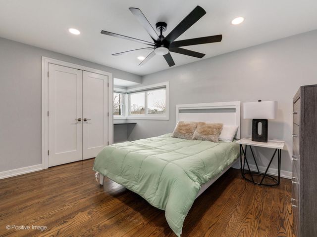 7225 N East Prairie Road, Lincolnwood, IL 60712