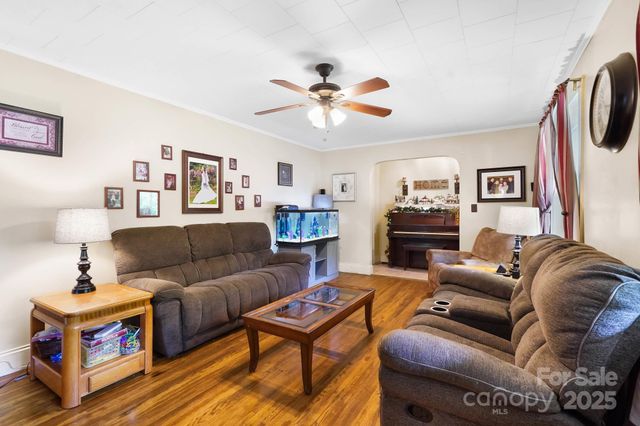 1104 Pump Station Road, Kannapolis, NC 28081