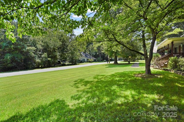 1104 Pump Station Road, Kannapolis, NC 28081