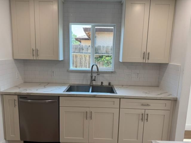 3732 Kern, Sacramento, CA 95838