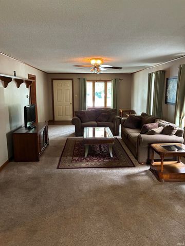 909 N Washington Street, Bicknell, IN 47512