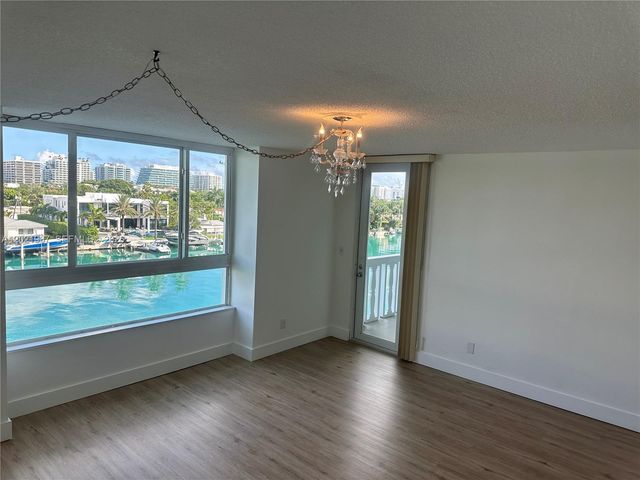 9501 E Bay Harbor Dr 5B, Bay Harbor Islands, FL 33154
