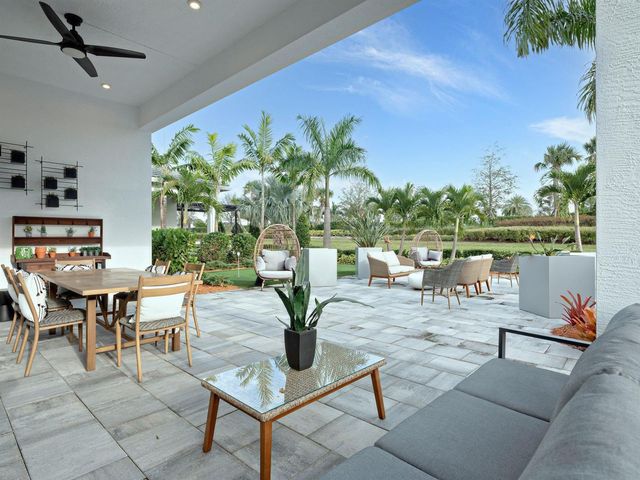 8146 SW Vanita Way, Port St. Lucie, FL 34987
