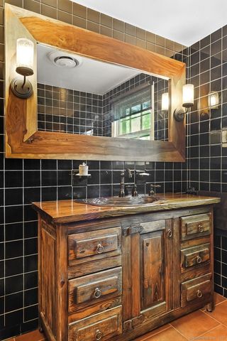 112 Nashville Road, Bethel, CT 06801