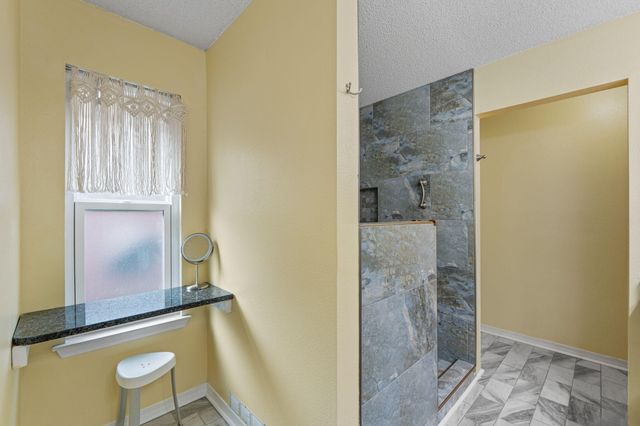 1739 Ivalea Circle, Navarre, FL 32566