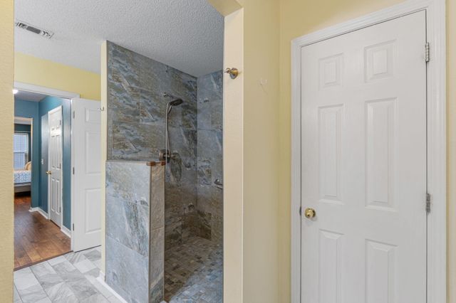 1739 Ivalea Circle, Navarre, FL 32566