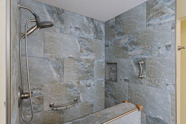 1739 Ivalea Circle, Navarre, FL 32566