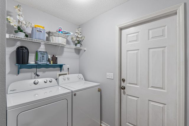 1739 Ivalea Circle, Navarre, FL 32566