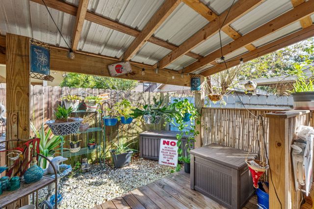 1739 Ivalea Circle, Navarre, FL 32566