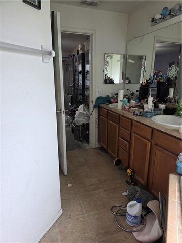 212 MAJESTIC GARDENS LANE, Winter Haven, FL 33880
