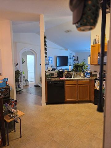212 MAJESTIC GARDENS LANE, Winter Haven, FL 33880