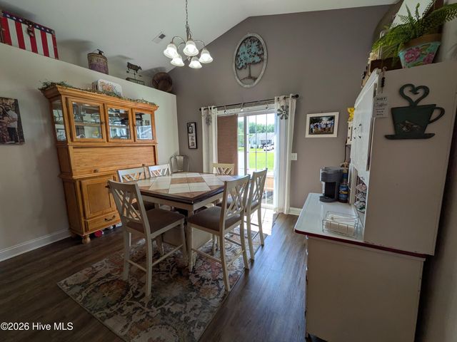 193 Mulberry Drive, Washington, NC 27889