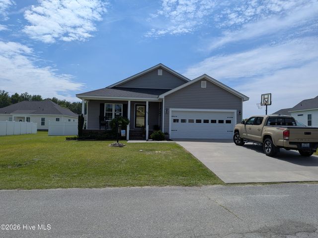 193 Mulberry Drive, Washington, NC 27889