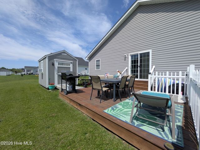 193 Mulberry Drive, Washington, NC 27889