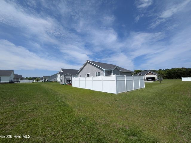 193 Mulberry Drive, Washington, NC 27889