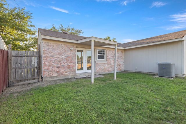 9776 Faircloud Drive, Dallas, TX 75217