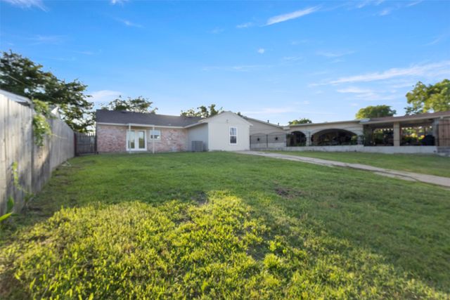 9776 Faircloud Drive, Dallas, TX 75217
