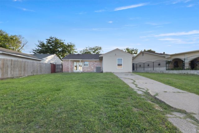 9776 Faircloud Drive, Dallas, TX 75217