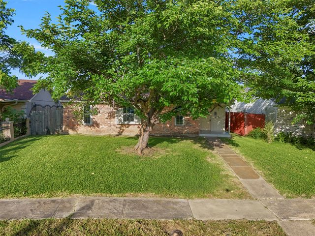 9776 Faircloud Drive, Dallas, TX 75217