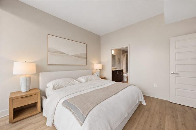 1080 Peachtree Street NE 2201, Atlanta, GA 30309