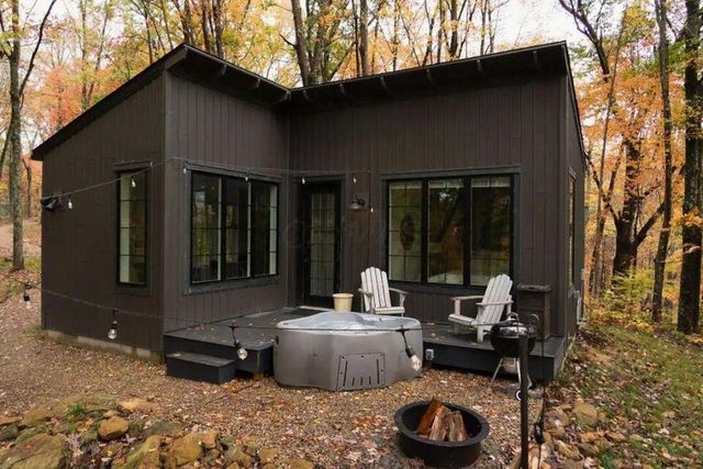 24801 Shurtz Road, New Plymouth, OH 45654