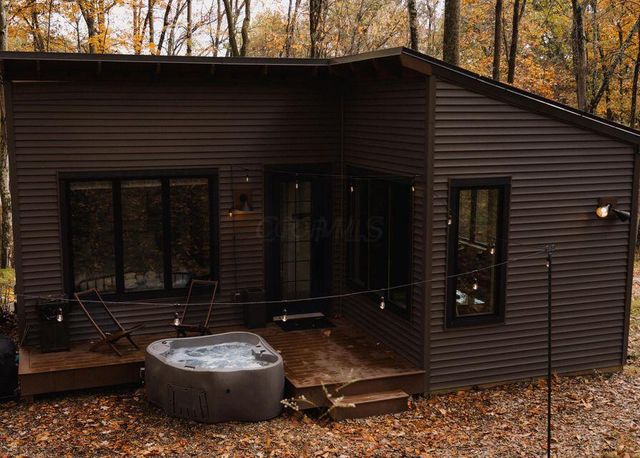 24801 Shurtz Road, New Plymouth, OH 45654