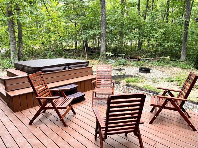 24801 Shurtz Road, New Plymouth, OH 45654