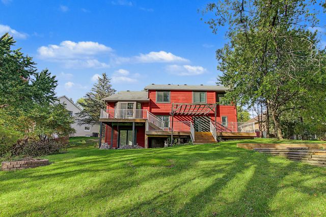 4587 River Bend Place, Savage, MN 55378